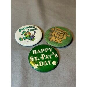 Vintage St. Patrick’s Day Buttons / Pins
